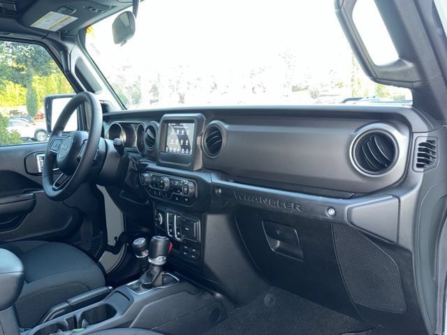 Used 2023 Jeep Wrangler Sport AWD/4WD image 12