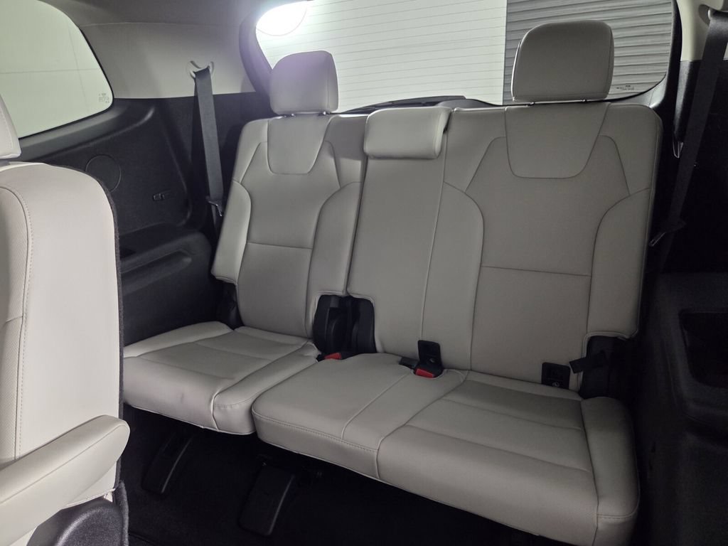 Used 2021 Kia Telluride EX w/ EX Premium Package AWD/4WD image 26
