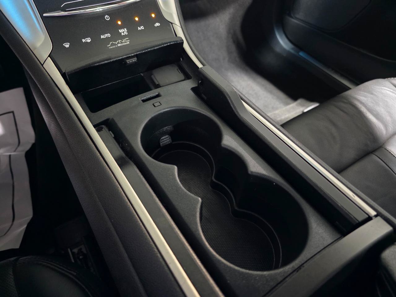 Used 2013 Lincoln MKZ FWD image 39