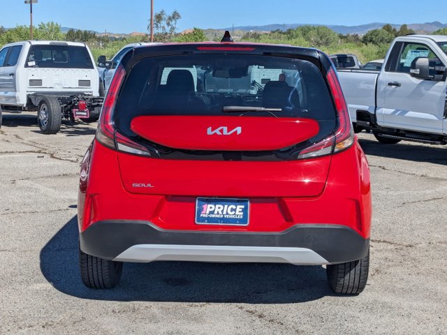 Used 2023 Kia Soul LX image 7