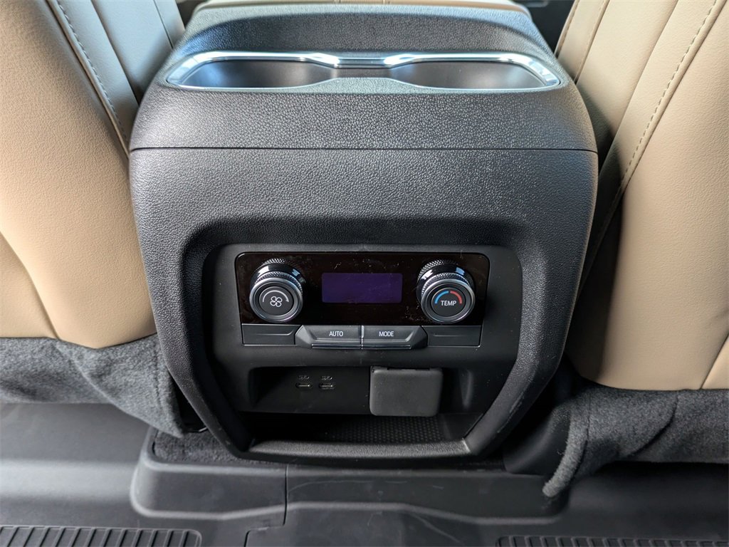 New 2026 Buick Enclave Preferred image 11