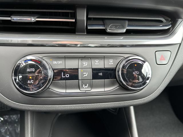 New 2026 Buick Envista Sport Touring FWD image 19
