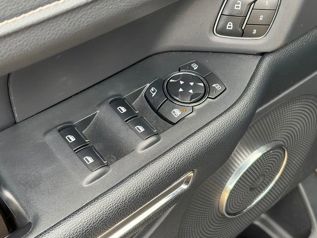 Used 2023 Ford Expedition XLT image 18