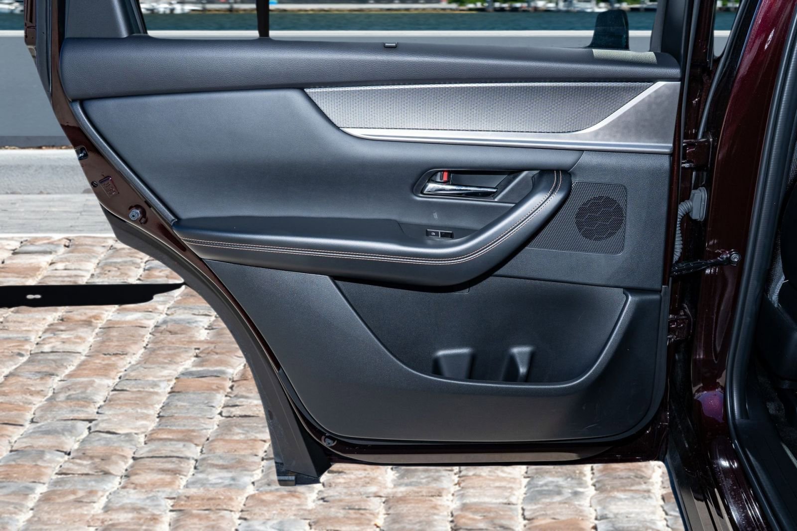 Used 2025 MAZDA CX-90 3.3 Turbo S w/ Premium Package image 15