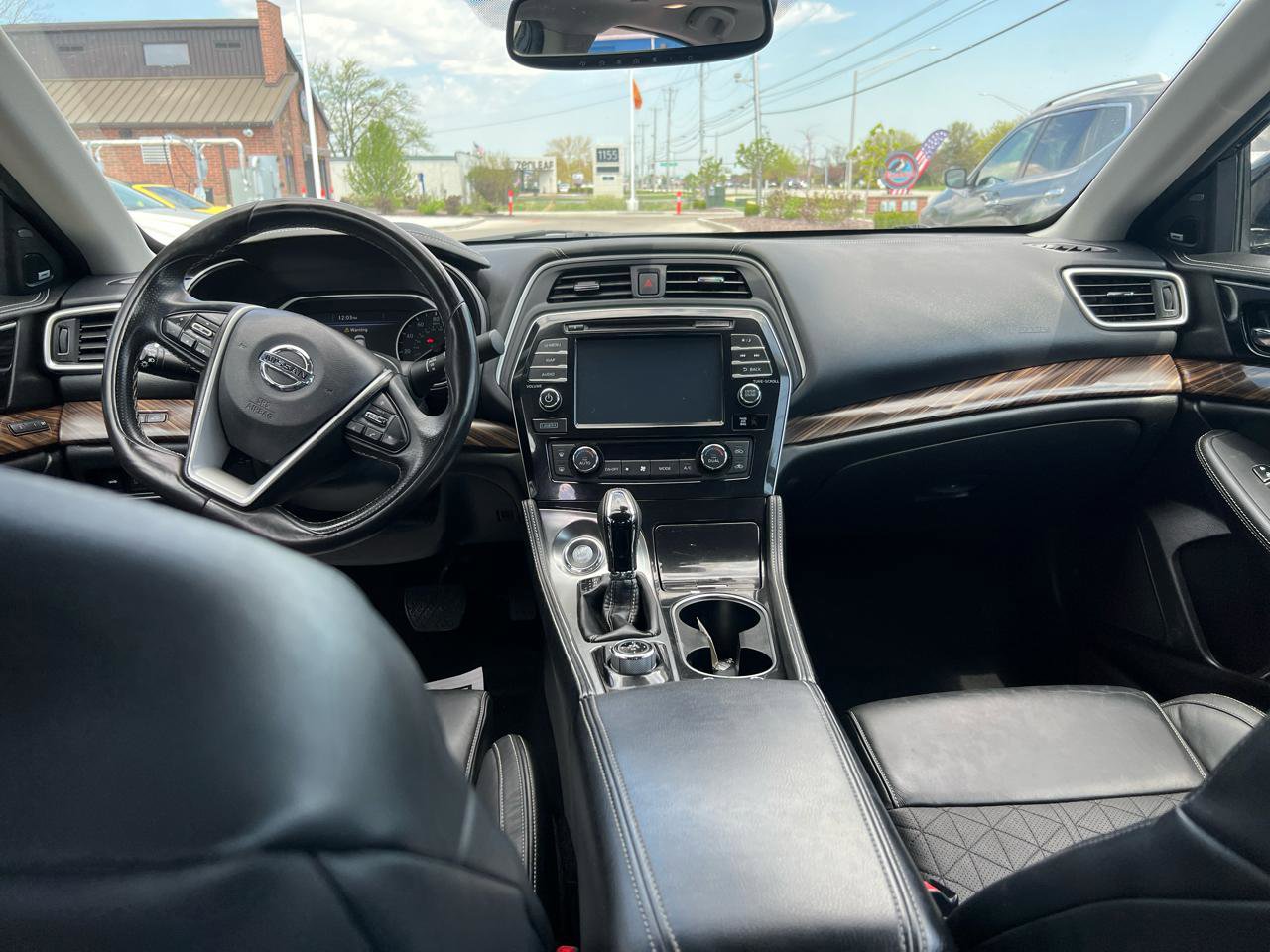 Used 2017 Nissan Maxima Platinum FWD image 14