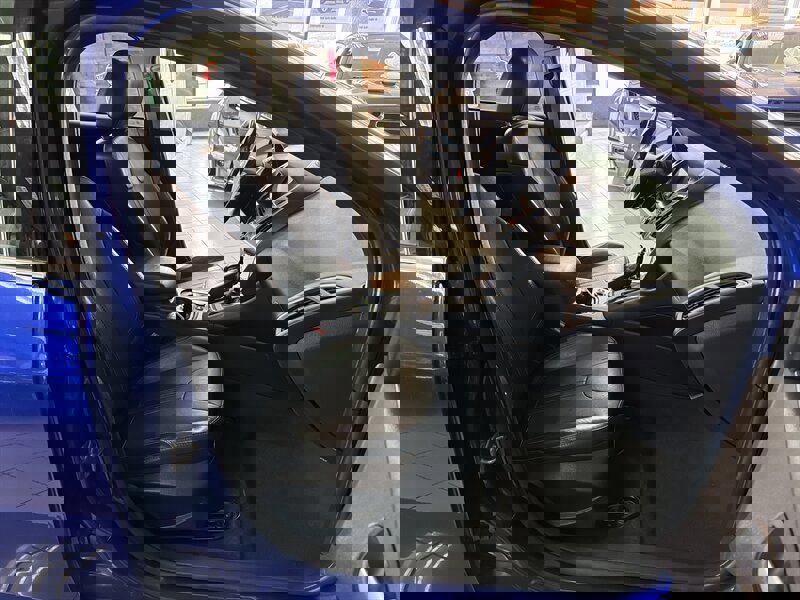 Used 2013 Ford Focus Titanium w/ Luxury Pkg image 24