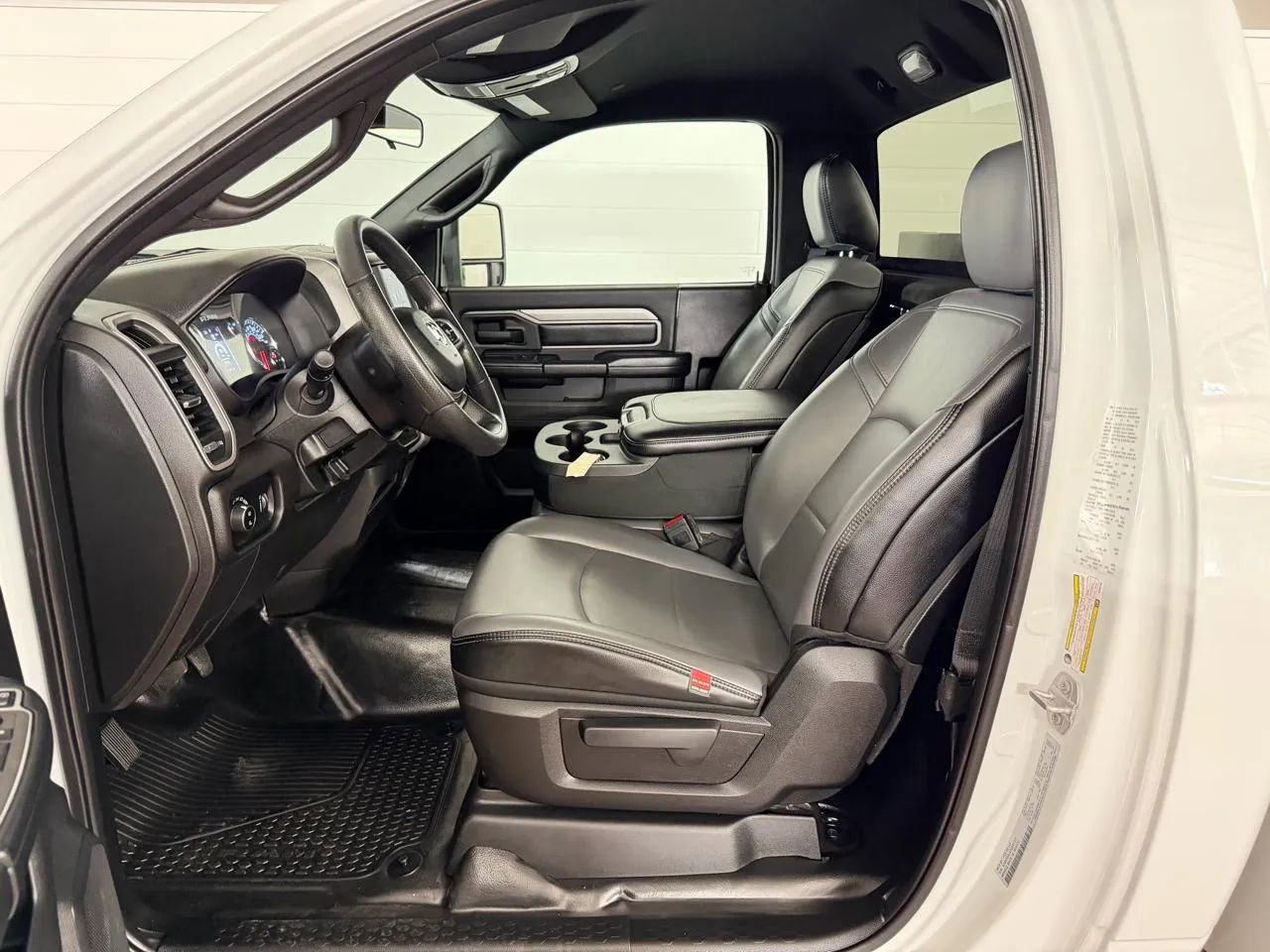 Used 2023 RAM 2500 Tradesman AWD/4WD image 13