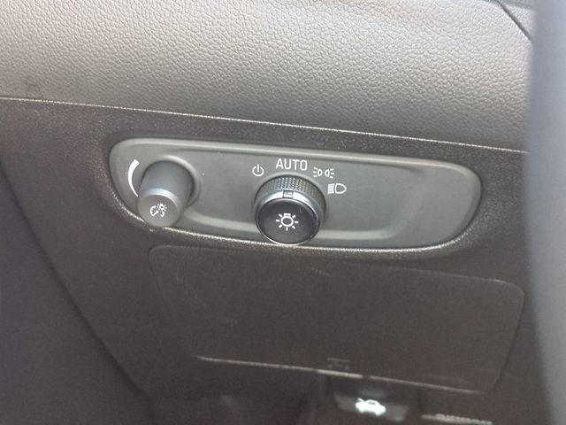 Used 2025 Buick Encore GX Preferred image 17