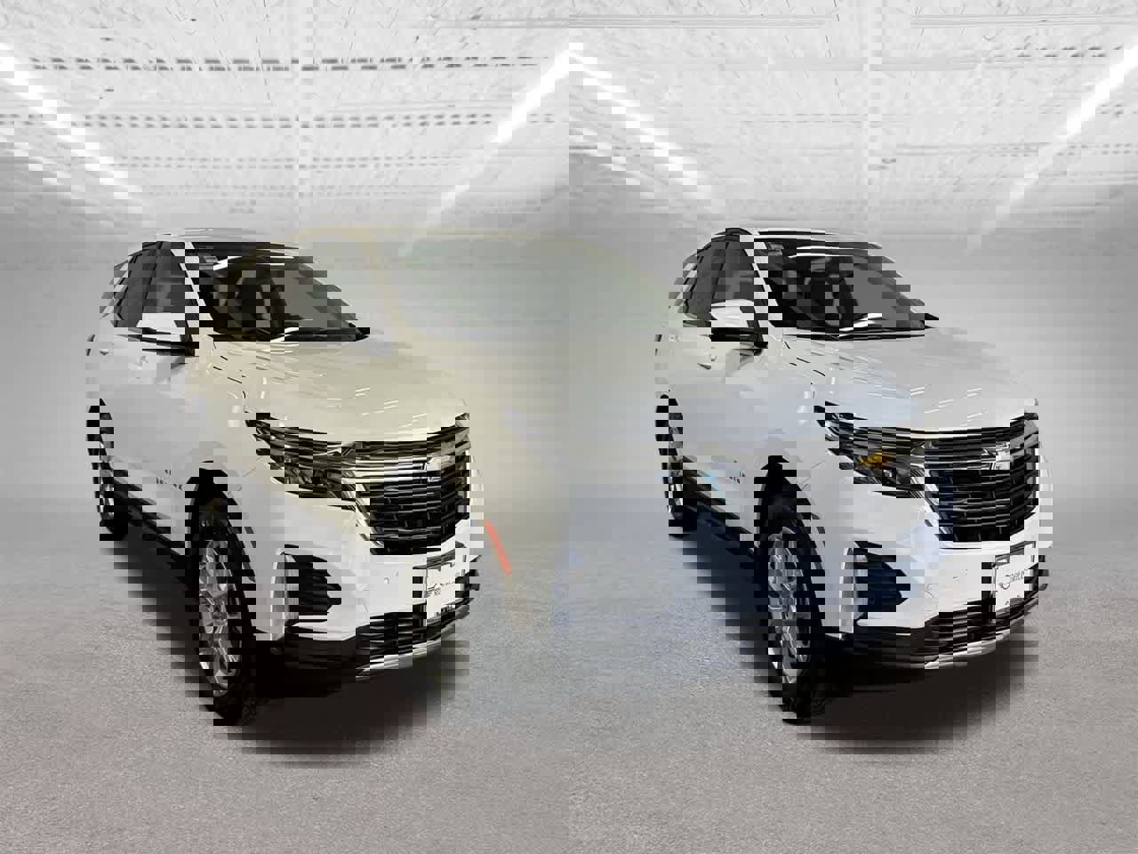 Used 2023 Chevrolet Equinox LT w/ LPO, Floor Liner Package image 7