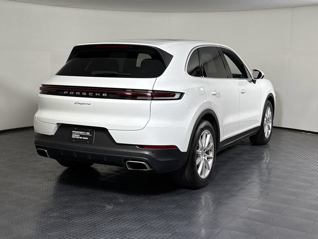 Certified 2024 Porsche Cayenne AWD/4WD image 7