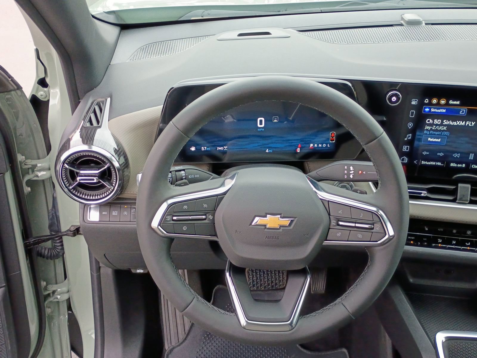 New 2026 Chevrolet Equinox LT w/ Convenience Package II image 28