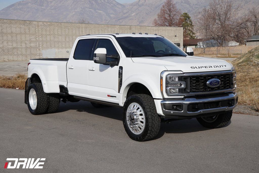 Used 2023 Ford F450 Lariat w/ Lariat Ultimate Package image 2