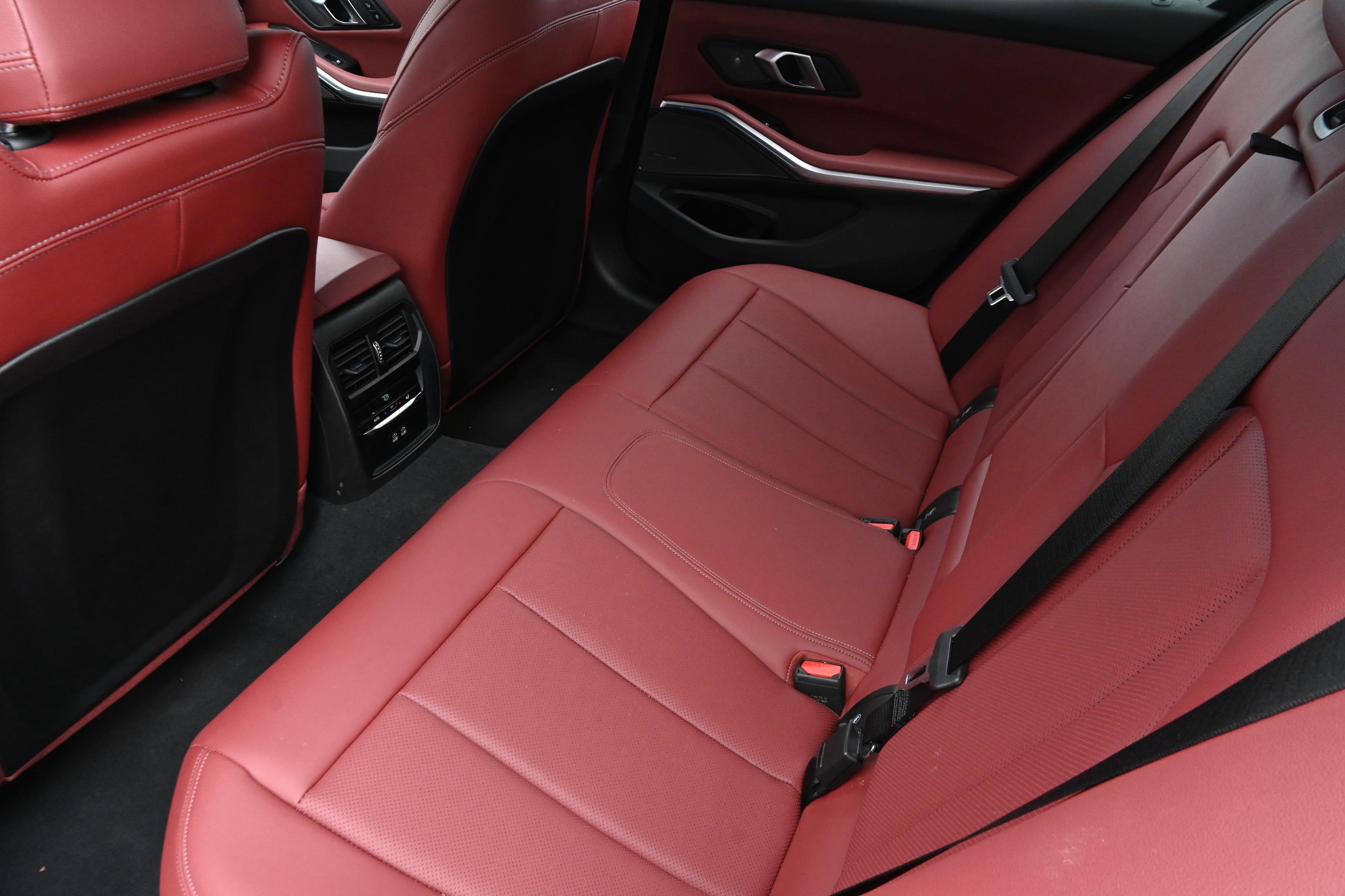 Certified 2024 BMW 330i Sedan w/ Premium Package image 10