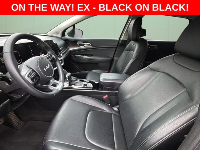 Used 2023 Kia Sportage EX image 15