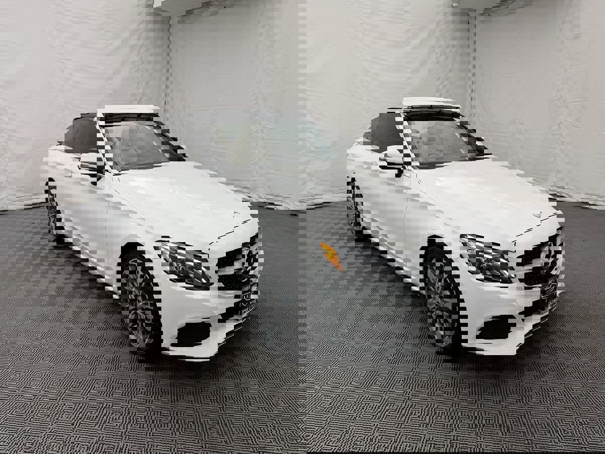 Used 2017 Mercedes-Benz C 300 4MATIC Cabriolet image 4