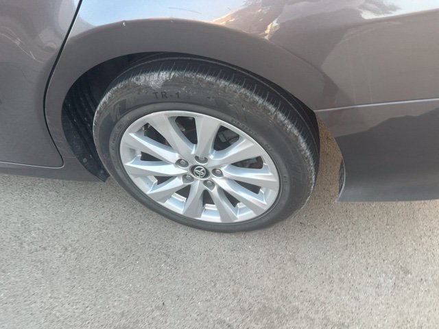 Used 2019 Toyota Camry LE FWD image 4