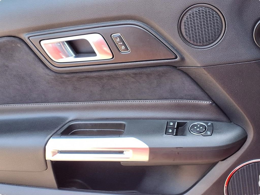 Used 2019 Ford Mustang GT Premium w/ Carbon Sport Interior Package image 17