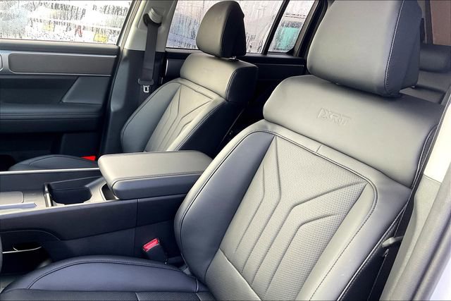 New 2025 Hyundai Santa Fe XRT image 12