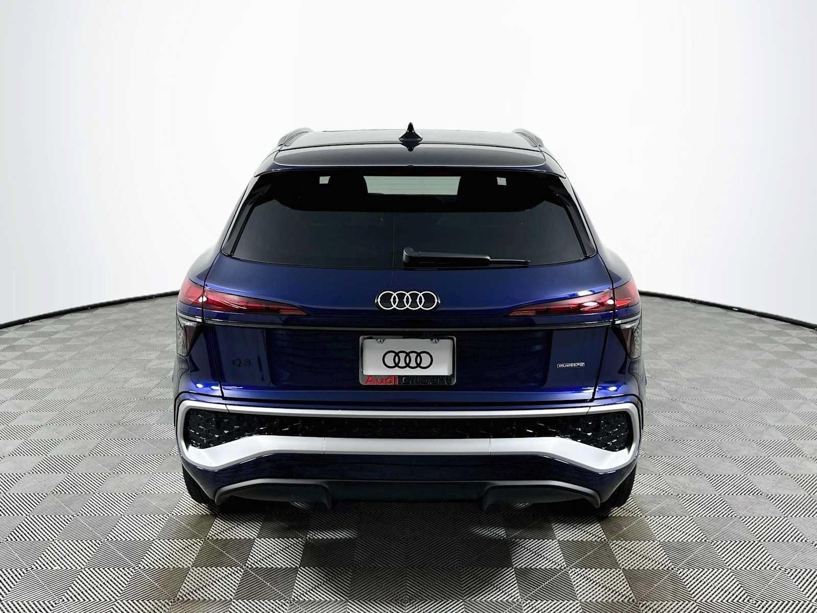 New 2026 Audi Q3 quattro 2.0T AWD/4WD image 6