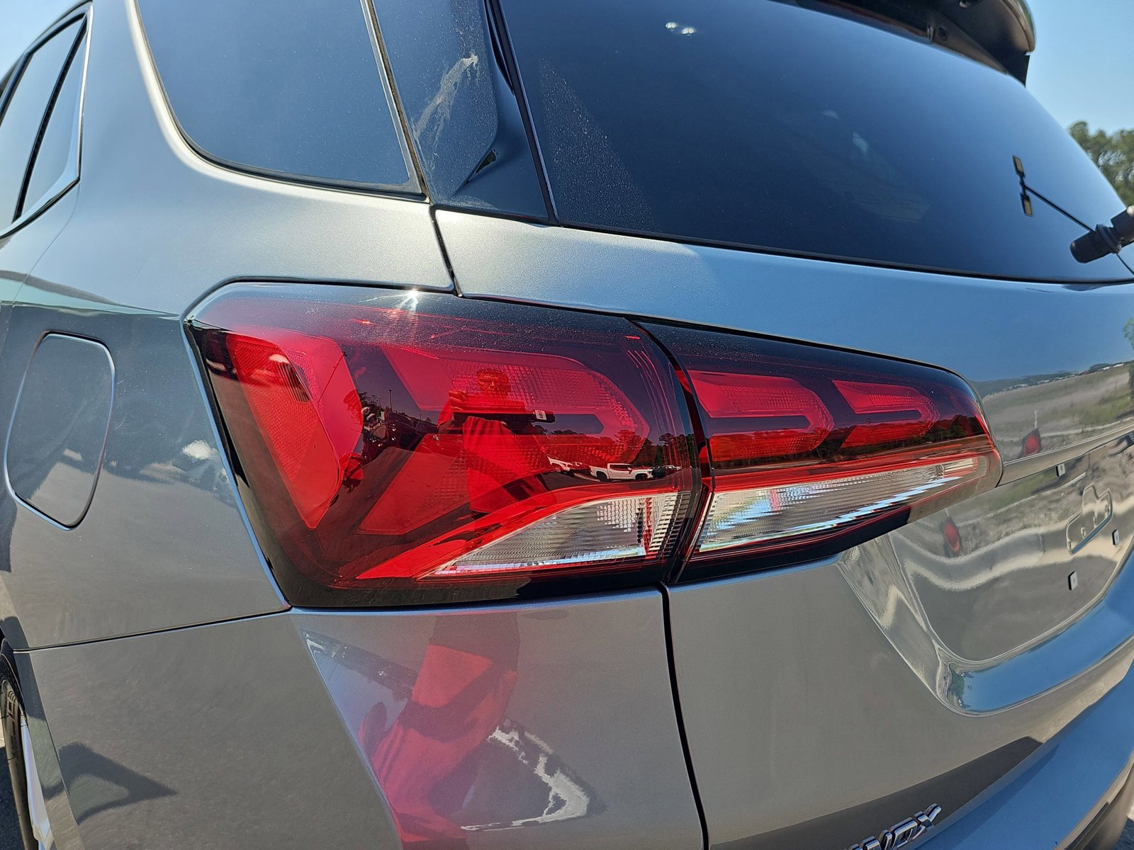 Used 2023 Chevrolet Equinox LT image 33