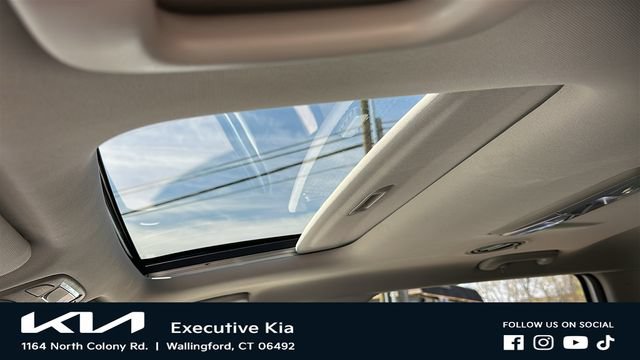 Certified 2023 Kia Telluride S w/ S Sunroof Package AWD/4WD image 11