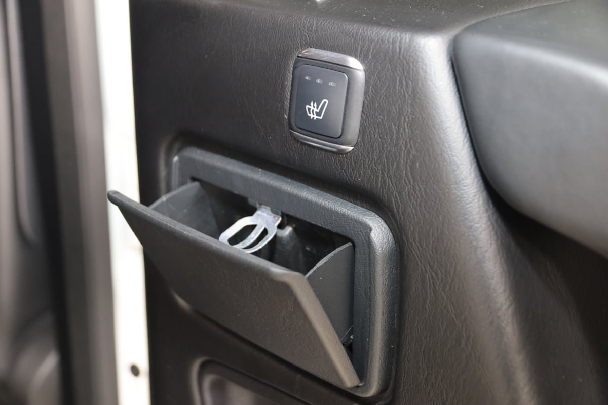 Used 2017 Mercedes-Benz G 550 Squared image 18