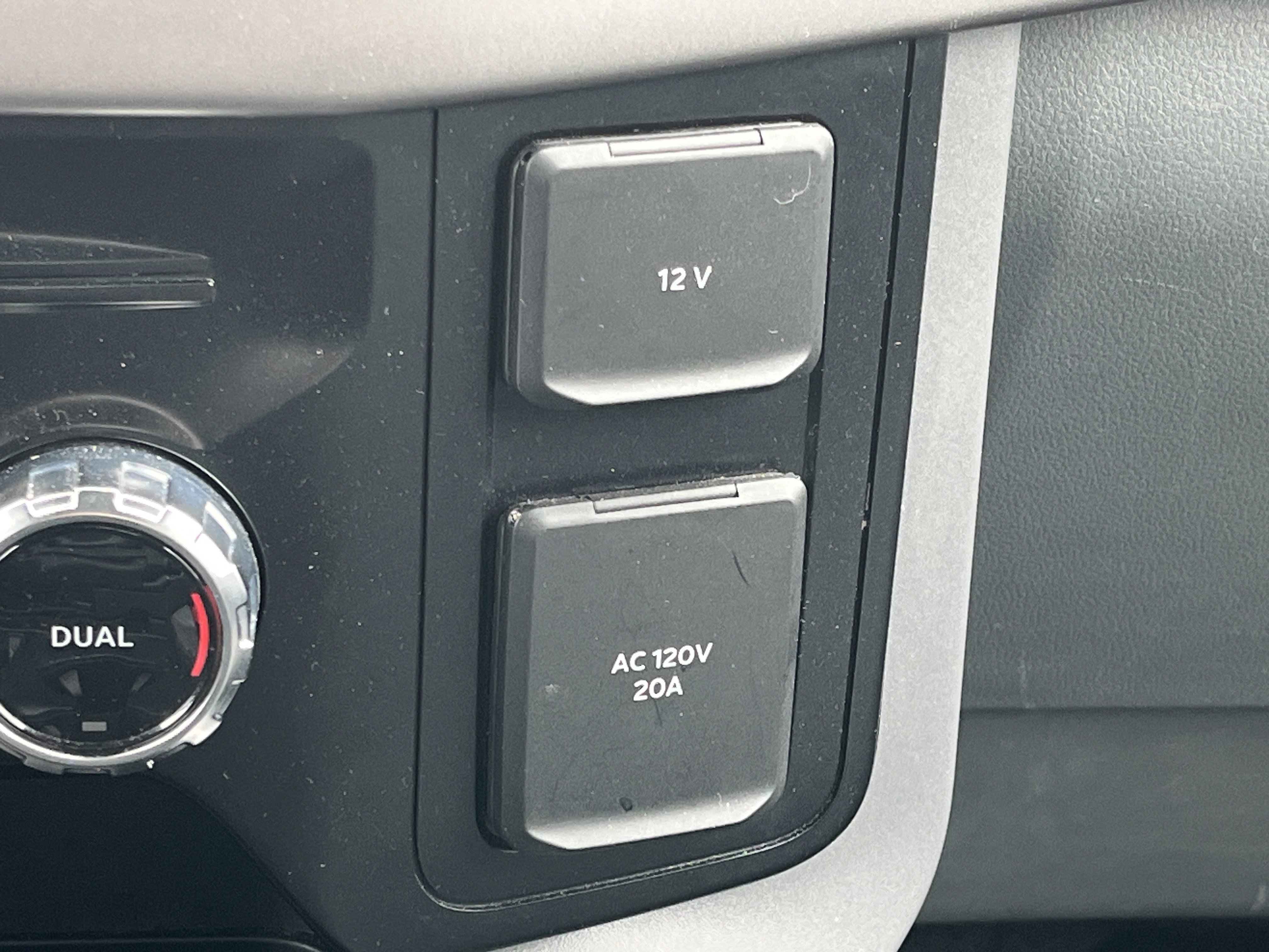 Used 2024 Ford F150 XLT w/ Mobile Office Package image 7