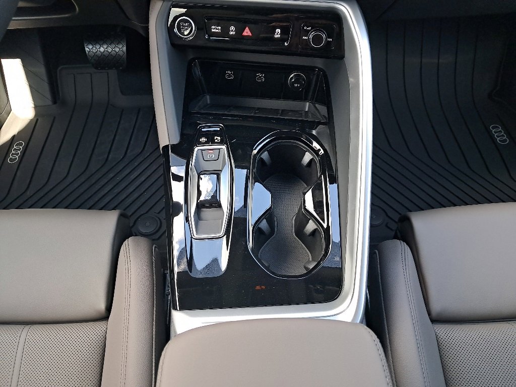 New 2025 Audi Q5 Prestige image 21