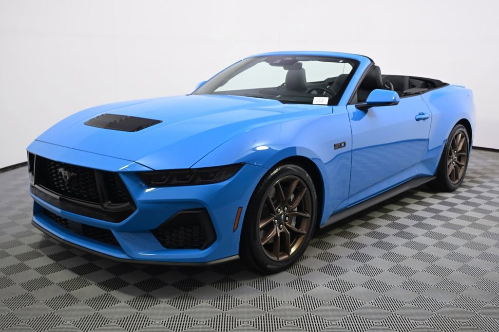 Used 2025 Ford Mustang GT Premium RWD image 11