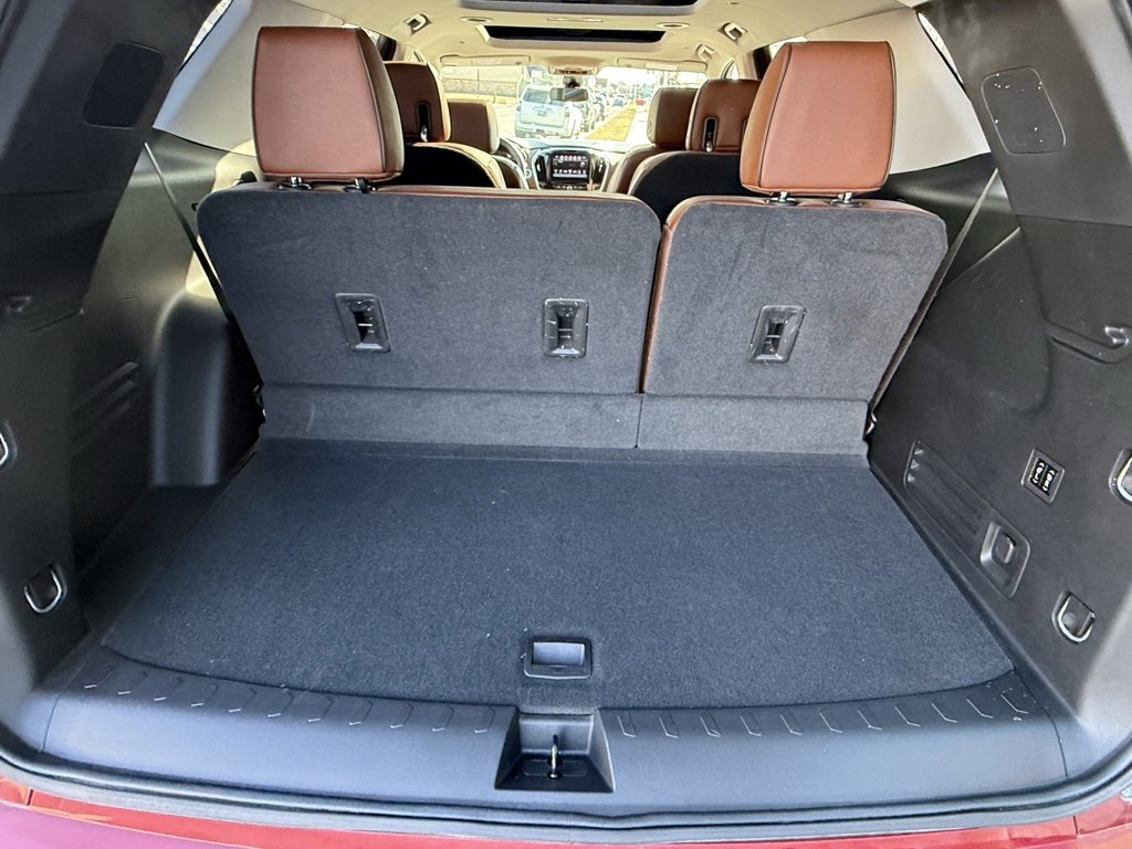 Certified 2018 Chevrolet Traverse High Country image 33