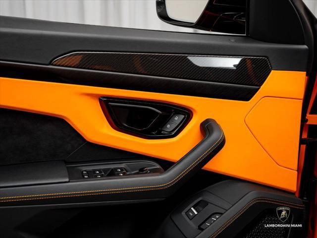Used 2024 Lamborghini Urus S AWD/4WD image 20