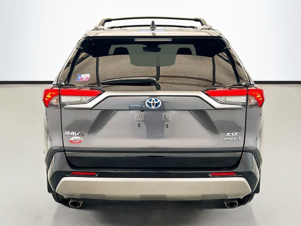 Used 2024 Toyota RAV4 XSE AWD/4WD image 5