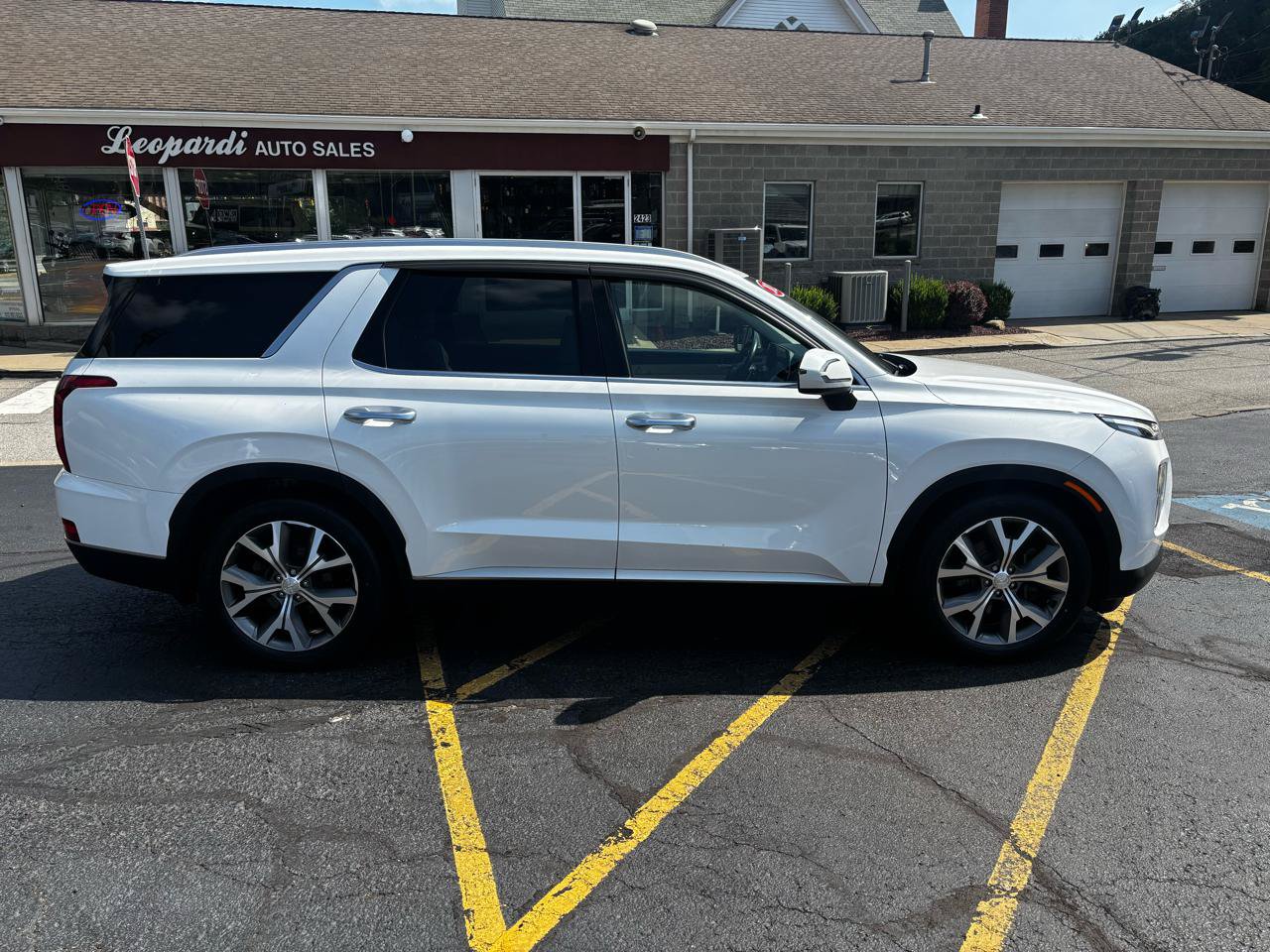 Used 2022 Hyundai Palisade SEL w/ Premium Package AWD/4WD image 8