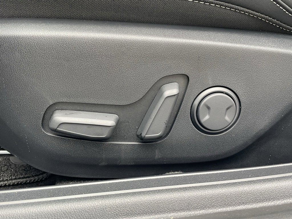 New 2025 Kia K4 GT-Line w/ GT-Line Sunroof Package image 10