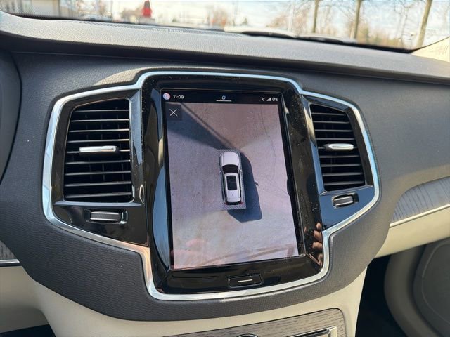 Used 2023 Volvo XC90 T8 Plus w/ Protection Package Premier image 13