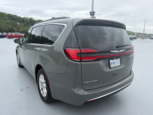 Used 2022 Chrysler Pacifica Touring-L FWD image 6