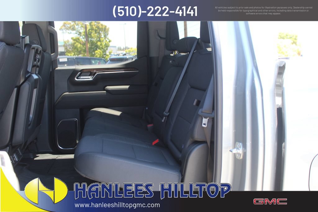 New 2026 GMC Sierra 1500 Elevation w/ LPO, Elevation Black Package AWD/4WD image 15