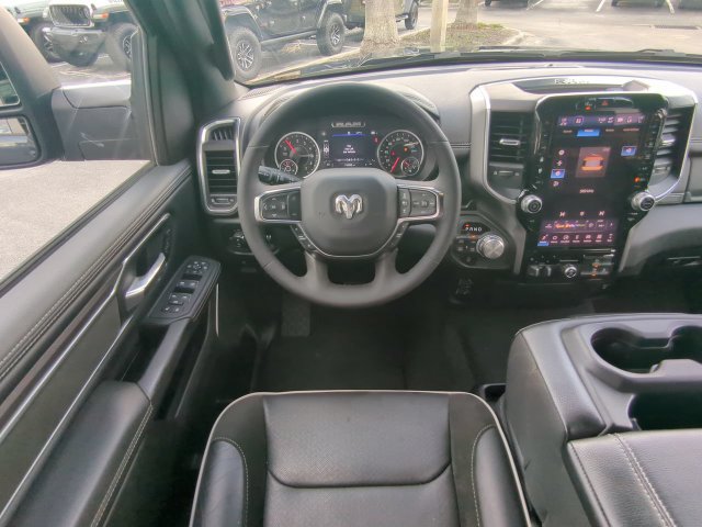 Used 2025 RAM 1500 Laramie w/ Trailer Tow Group AWD/4WD image 17