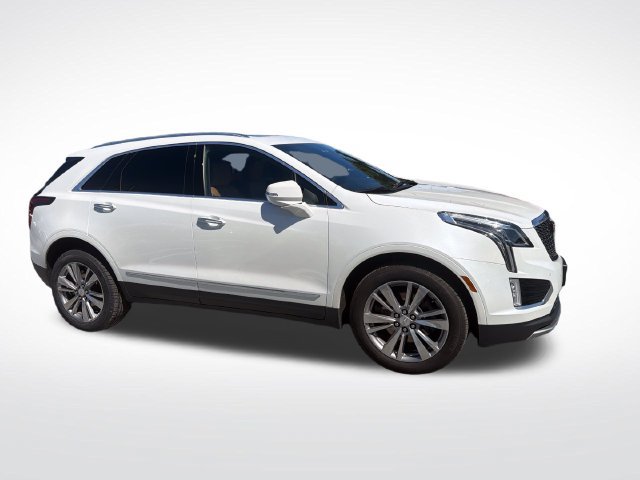 Certified 2024 Cadillac XT5 Premium Luxury AWD/4WD image 7