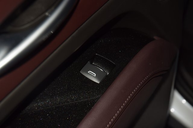 Used 2023 Cadillac Escalade Sport Platinum w/ LPO, ONYX Package image 46