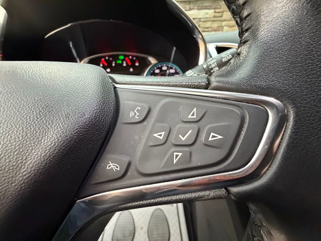 Used 2020 Chevrolet Equinox LT image 23