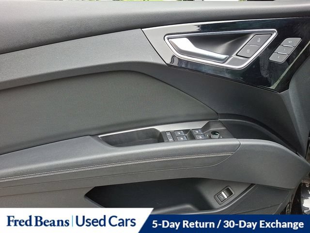 Used 2022 Audi Q4 e-tron Premium Plus w/ Premium Plus AWD/4WD image 18
