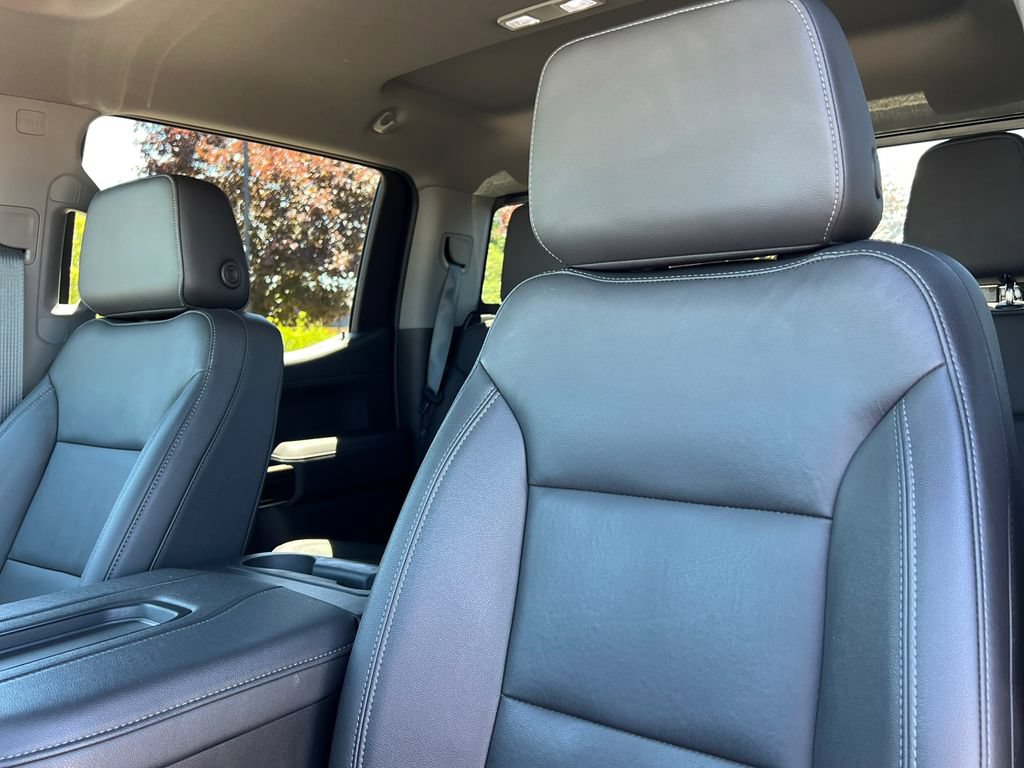 Used 2021 Chevrolet Silverado 1500 LT Trail Boss w/ Convenience Package II AWD/4WD image 19