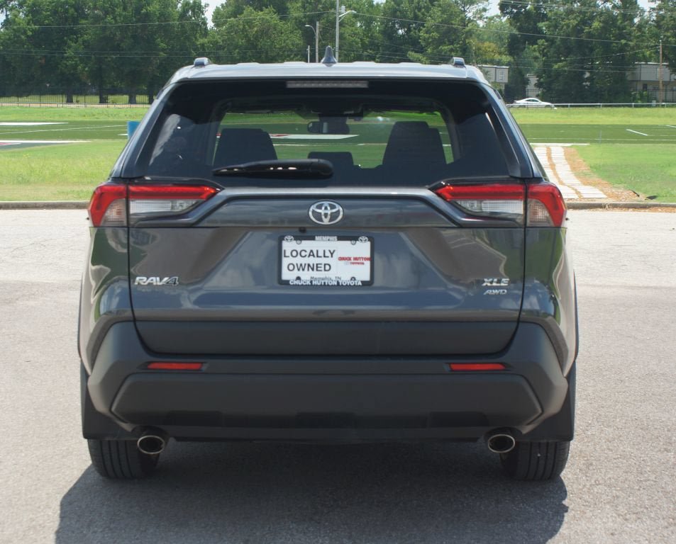 Used 2024 Toyota RAV4 XLE w/ Convenience Package AWD/4WD image 3