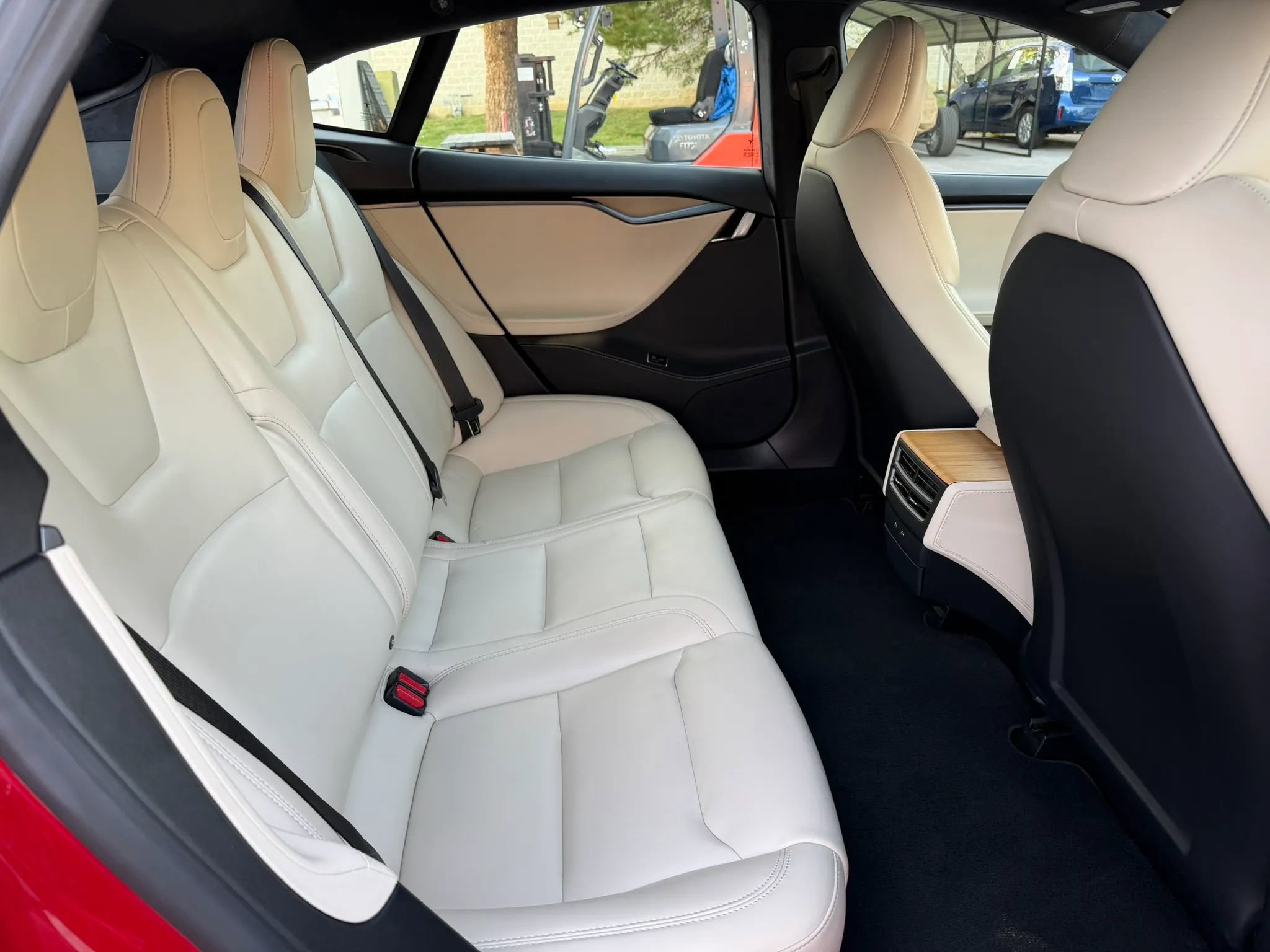 Used 2020 Tesla Model S Long Range AWD/4WD image 21