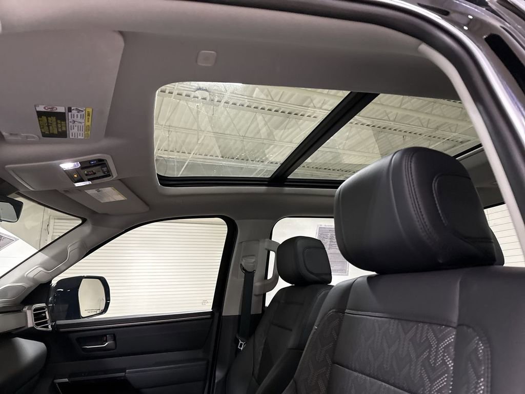 Used 2024 Toyota Tundra Limited image 19