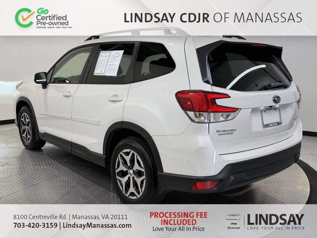 Used 2023 Subaru Forester Premium AWD/4WD image 5