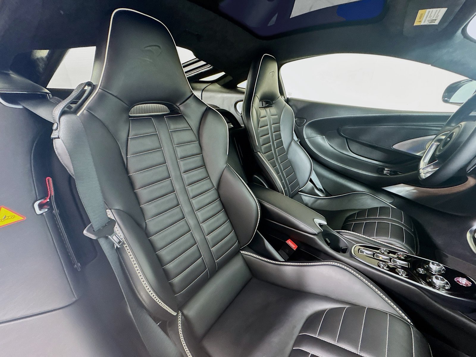 Used 2025 McLaren GTS RWD image 24