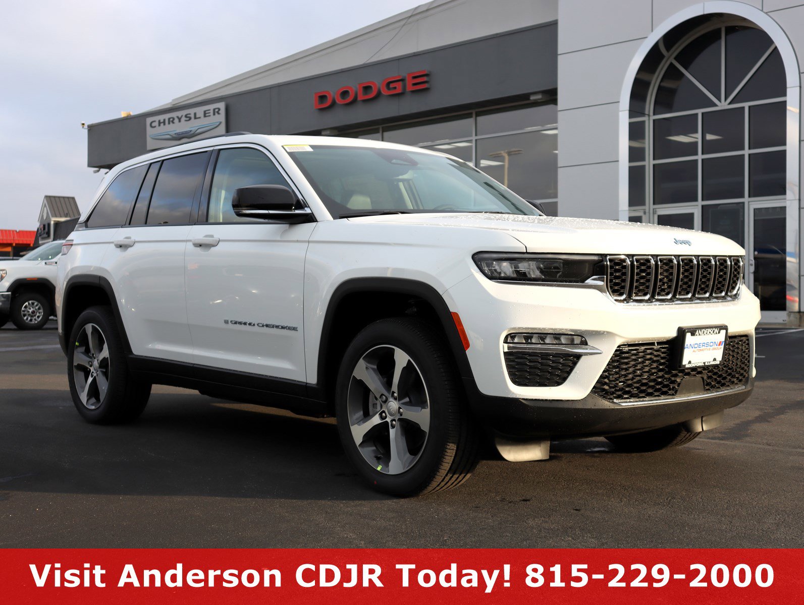New 2023 Jeep Grand Cherokee 4WD 4xe video 1