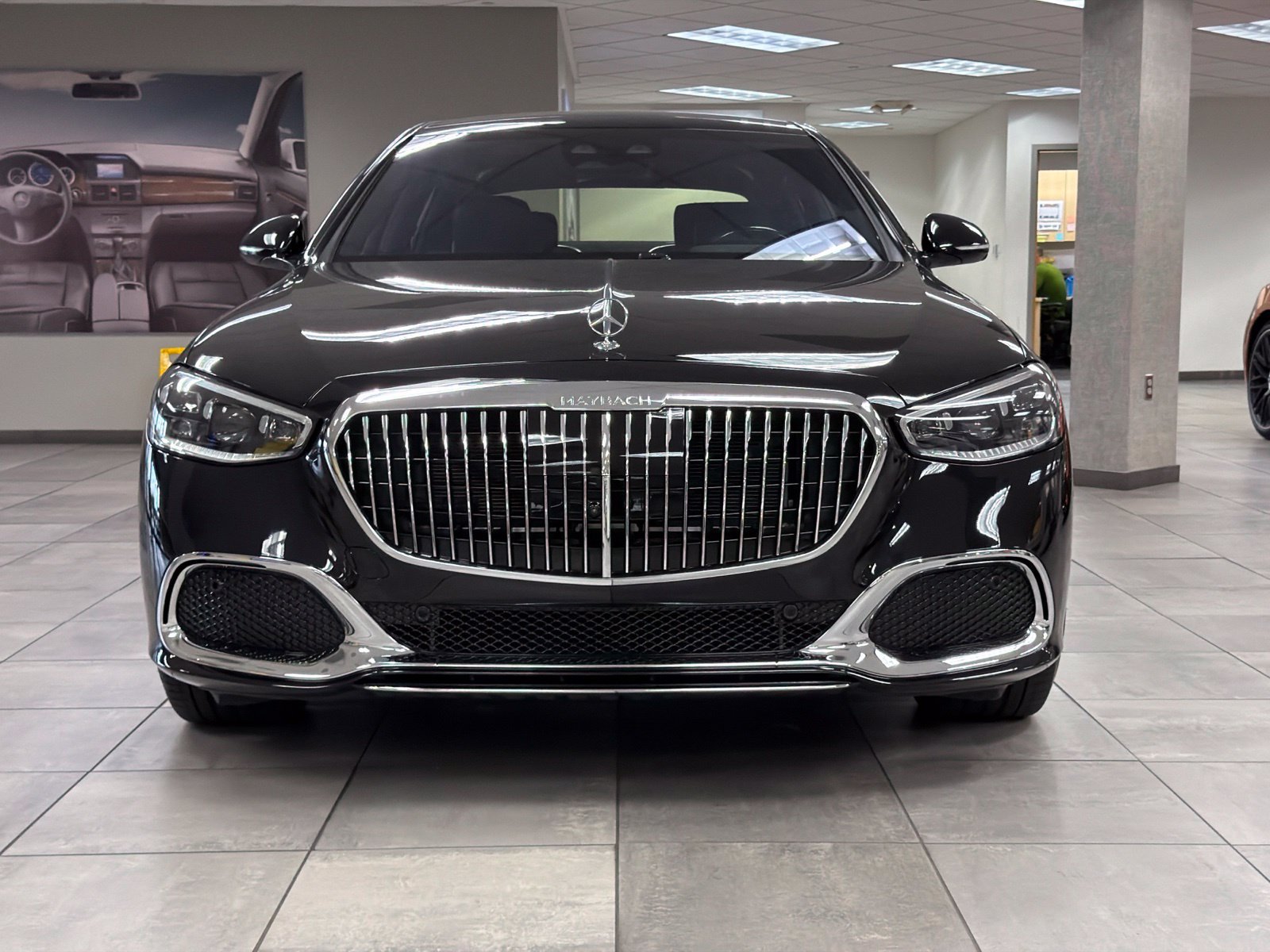 Certified 2025 Mercedes-Benz Maybach S 580 4MATIC image 3
